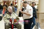 Kevin James, Bernie McInerney in still from the movie Paul Blart - Mall Cop (1).jpg