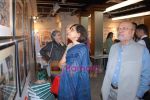 Shyam Babegal at the launch of Mario Miranda exhibition in Cymroza Art Gallery on 7th Jan 2009 (2).JPG