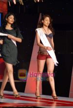 at Ford Super Model finals in Mahalaxmi Race Course on 9th Jan 2009 (42).JPG