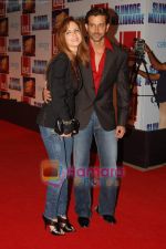 Hrithik Roshan, Suzanne Khan at Slumdog Millionaire premiere on 22nd Jan 2009  (80).JPG