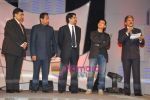 Aamir Khan, Mukesh Ambani at CNBC Business Awards in Taj Land_s End on 23rd Jan 2009 (10).JPG