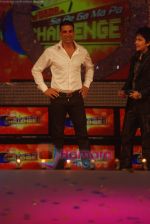 Akshay Kumar at the finals of SaReGaMaPa Challenge in Gateway of India on 24th Jan 2009 (10).JPG