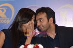 Shilpa Shetty and her business partner Raj Kundra at a meet with the champions of IPL team the Rajasthan Royals in Mumbai on 3rd Feb 2009 (63).JPG