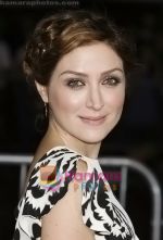 Sasha Alexander arrives at the Los Angeles Premiere of the movie He_s Just Not That Into You at Grauman_s Chinese Theatre on February 2, 2009 in Los Angeles, California.jpg