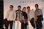 at the launch of Hemant Trivedi_s Menswear Collection in Oberoi Mall on 4th Feb 2009 (14).JPG