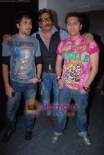 Emraan Hashmi, Jackie Shroff, Mohit Suri at the Success party of Raaz - The Mystery Continues on 6th Feb 2009 (6).JPG