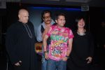 Jackie Shroff, Mohit Suri, Pooja Bhatt at the Success party of Raaz - The Mystery Continues on 6th Feb 2009 (73).JPG
