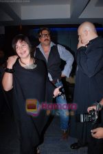 Pooja Bhatt, Jackie Shroff at the Success party of Raaz - The Mystery Continues on 6th Feb 2009 (67).JPG