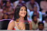 Sonali Bendre at Aa Dekhen Zara Music Launch on Indian Idol sets in RK Studios on 14th Feb 2009 (28).JPG
