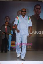 Vinod Kambli at the unveiling of Team India_s new jersey by Nike in Taj Lands End, Bandra on 18th Feb 2009 (7).JPG
