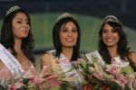 Karishma, Pooja, Tulip winners of Pantaloons Femina Miss India East 2009 (3).JPG