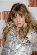 Bella Thorne at the premiere of movie FIRED UP on February 19, 2009 in Culver City, California (2).jpg