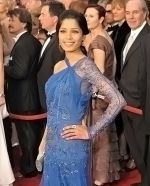 Frieda Pinto at the Oscar Party on February 22, 2009 in Beverly Hills, California (32).jpg