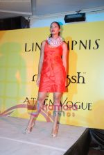 at Lina Tipnis Show for Rudraksh at En Vogue on 1st March 2009 (29).JPG