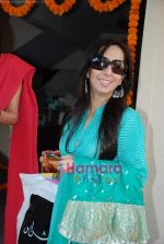 at Amrita Arora_s mehndi in Bandstand on 4th March 2009 (4).JPG