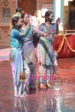 at Tarak Mehta Ka Ooltah Chashmah on Sab celebrates Holi in Filmcity on 5th March 2009 (49).JPG
