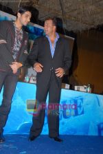 Zayed Khan, Sanjay Dutt at the Press Conference of the film Blue in Rennaissance Hotel, Powai on 6th March 2009 (2).JPG