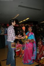 Dino Morea at the meeting with underprivileged women of CPAA in Cinemax, ANdheri, Mumbai on 7th March 2009 (10).JPG