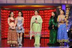 Sanobar Kabir, Helen, Shamayal and Sambhavna at the Dancing Queen grand finale on Colors on 7th March 2009 (2).JPG