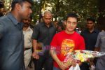 Aamir Khan_s birthday cleberated by media in Bandra on 14th March 2009 (14).JPG