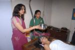 Alina Wadiwalla at Geeta Nirupam_s Ayurvedi centre in Versova on 20th March 2009 (9).JPG