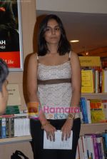 at the launch of Seconds Before Sunrise poetry book in Crossword Book Launch on 26th March 2009 (27).JPG
