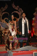 at the Grand finale of Gladrags Mega Model & Manhunt 09 in Mumbai on 28th March 2009 (35).JPG