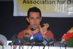 Aamir Khan at ADR election media press meet in Mehboob Studios on 31st March 2009 (15).JPG