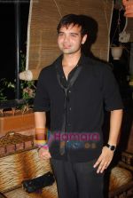 Mimoh Chakraborty at Dance India_s bash on occasion of Remo_s bday in Andheri on 2nd April 2009 (4).JPG