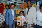 Darsheel Safary unveils Smart Start in Pheonix Mills, Mumbai on 9th April 2009 (13).JPG
