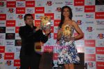 Deepika Padukone unveils Filmfare cover in Vie lounge, Mumbai on 19th April 2009 (11).JPG