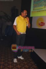 Rahul Bose launches world_s largest online puzzle on www.stay-sharp.in at Trident on 22nd April 2009 (18).JPG