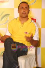 Rahul Bose launches world_s largest online puzzle on www.stay-sharp.in at Trident on 22nd April 2009 (32).JPG