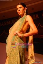 at BD Somani fashion show in Shanmukhanand Hall on 3rd May 2009 (23).JPG