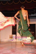 at BD Somani fashion show in Shanmukhanand Hall on 3rd May 2009 (37).JPG