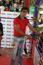 Sonu Sood launches new ride at Water Kingdom on 12th May 2009 (29).JPG
