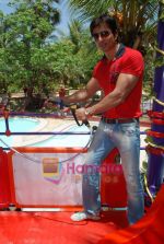 Sonu Sood launches new ride at Water Kingdom on 12th May 2009 (7).JPG