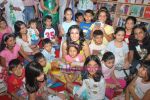 Raveena Tandon at Tinker Bell book reading for kids at Crossword book store on 16th May 2009 (10).JPG