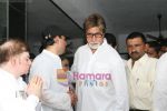 Amitabh Bachchan  at prakash mehra funeral in Oshiwara, Andheri, Mumbai on 18th May 2009 (4).jpg
