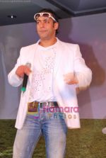 Salman Khan at the launch of the second season of Dus Ka Dum on 21st May 2009 (34).JPG