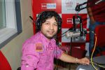 Kailash Kher on the sets of Big FM on 25th May 2009 (7).JPG
