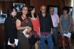 Soni Razdan, Mahesh Bhatt at the premiere of Saaransh in Metro BIG Cinemas on 23rd May 2009 (3).JPG