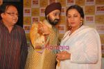 Shabana Azmi at the launch of Jaswinder Singh_s album Ishq Nahin Asaan in Bhavans on 27th May 2009 (23).JPG