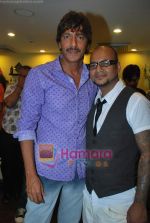 Chunky Pandey, Aalim Hakim at Aalim Hakim salon launch at True Fitness on 29th May 2009 (117).JPG