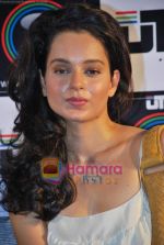 Kangana Ranaut at the Launch of Fashion movie on mobile in UTVPlay.com at Fame on 3rd June 2009 (22).JPG