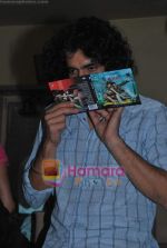 Imtiaz Ali at Love Aaj Kal music launch on the sets of Sa Re Ga Ma Pa Lil Champs in Famous Studios on 27th June 2009 (4).JPG