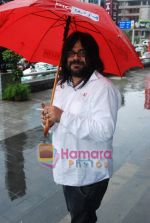 Pritam Chakraborty promote Love Aaj Kal on Big FM in Andheri, Mumbai on 17th July 2009 (6)~0.JPG