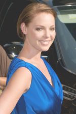 Katherine Heigl at the LATE SHOW WITH DAVID LETTERMAN on July 20, 2009 at the Ed Sullivan Theater, NY (30).jpg