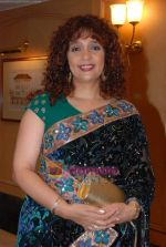 Peenaz Masani at Pankaj Udhas_s Khazana show in memory of Madan Mohan on 25th July 2099 (57).JPG