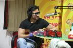 Saif Ali Khan promotes Love Aaj Kal on Radio Mirchi in Lower Parel, Mumbai on 28th July 2009.JPG